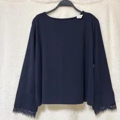 新品・大きいサイズ・ネイビー 長袖 トップス レース付き・LL