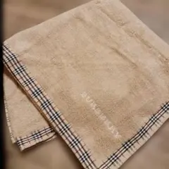 ☆BURBERRY☆バスタオル☆ ベージュ☆ チェック☆未使用・保管品☆