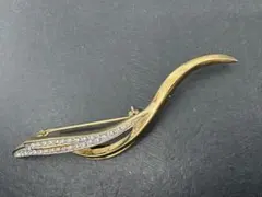 M6049 A&S ブローチ　ヴィンテージ アクセサリー