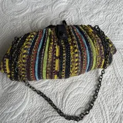 ビーズ装飾クラッチバッグ