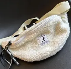 ✮美品✮KANGOL ボディバッグ ホワイト ボア素材