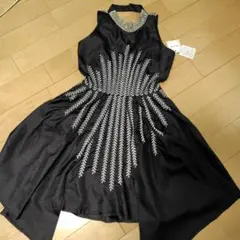 【新品】ミリオンカラッツ　ドレス　Million Carats　定価17500円