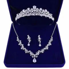 ☆新品ピアス?ネックレス?ティアラ結婚式ジルコニア3点セット6