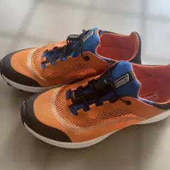 Coleman メッシュスニーカー オレンジ/ブルー