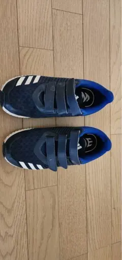 adidas ネイビー スニーカー ベルクロ