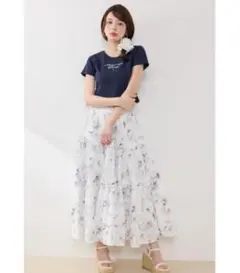 rienda ウエストシャーリングタックデザインフレアスカートのサムネイル