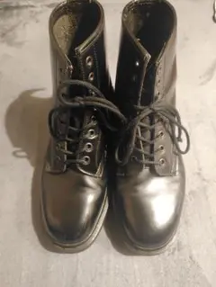 Dr.Martens 8ホールブーツ UK7　England　イングランド製