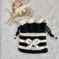＊ホワイトリボンの小物入れ＊ ハンドメイド 手編み 編み物