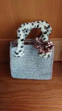 Item thumbnail for item 77c205b5-6dc9-4ae0-ae48-31610ca7ace0