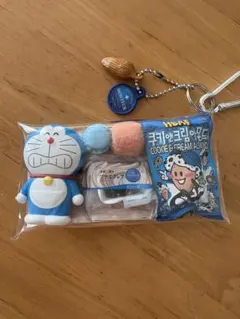 ガチャ詰めポーチドラえもん カプセルトイガチャガチャキーホルダー青