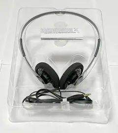 Item thumbnail for item 7c5625f7-cb37-4b16-827f-55b0b8fd381d