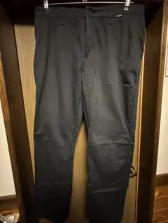 Quiksilver 黒パン　34インチのサムネイル