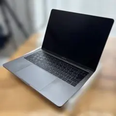 2017 Apple MacBook Pro touchbar SSD256GB