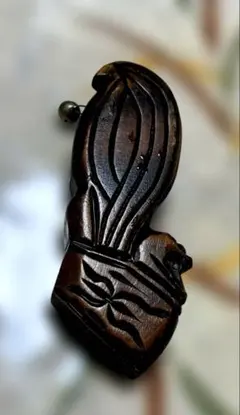 味わい深い骨董】時代物 木彫 福顔 煙草入れ 印籠 差物 根付一体型