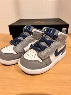 NIKEのベビーシューズ　JORDAN 1 MID ALT (TD) 13㎝のサムネイル