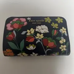 kate spade NEW YORK 二つ折り財布 モーガンフラワー - メルカリ