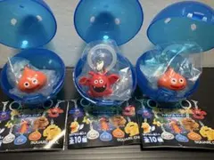 ドラゴンクエストめじるしアクセサリー　スライムベス2個、メイジドラキ1個