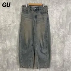 GU ジーユー　バレルレッグジーンズ　丈標準　綿100% (67)ブルー　M