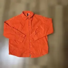 h＆mオレンジ色の長袖シャツ XSサイズ