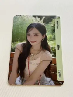 triples ナギョン　208A object evolution トレカ triples ナギョン 208A object evolution トレカ tripleS トエス