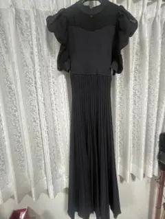 マーキュリーデュオ黒の半袖ロングワンピース