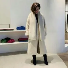 【新品・未使用品 スリードッツエコペルボア ロングコート】 Ecopel boa long coat｜スリードッツ オフィシャルオンラインショップ