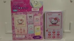 ハローキティ ケータイ風缶バッジ