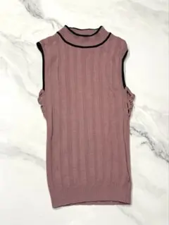 ニットノースリーブ