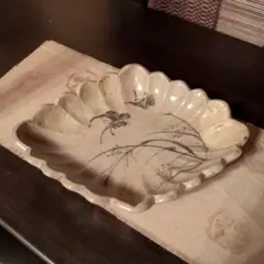 献上唐津(発掘品)唐人御茶碗窯出土品　薄に蝶図の菱型皿 唐津焼 献上唐津 - メルカリ