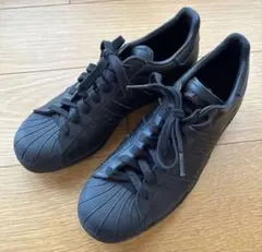 Item thumbnail for item e2fc8428-ff4a-40f4-aebb-6d5c2e97ba35