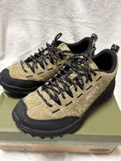 Item thumbnail for item 3f12cdf0-1bb8-4f26-b436-ce736222793e