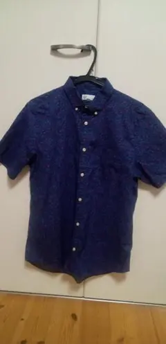 GAP 花柄 半袖シャツ Mサイズのサムネイル