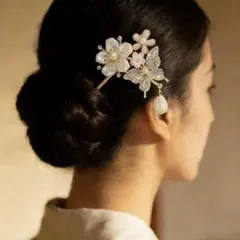 Item thumbnail for item 0bd562de-e50d-40ff-9fb6-7e79a81741e8