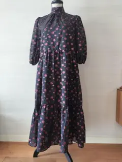 新品ZARAワンピース