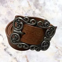 ブラウンレザー ベルト 装飾バックル