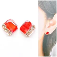 レッド7mmスクエアピアス/イヤリング　人気　再販