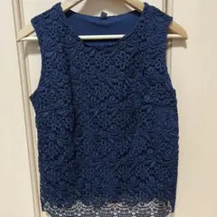 ユニクロ　ネイビー　ノースリーブ　ブラウス