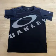 OAKLEY ブラック 半袖Tシャツ