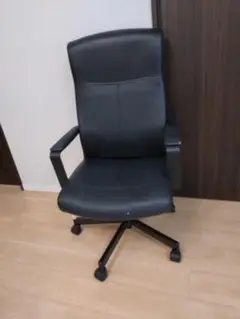 【中古品】IKEA 回転チェア「MILLBERGET」ミルベルゲット ブラック