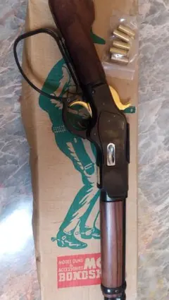 DENIX観賞用装飾銃ウィンチェスターM66 ゴールド(サイトで調べた)発射