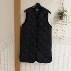 新品タグ付き★UNIQLO ウルトラライトダウンロングベスト　Ｓサイズ