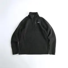 雨*れ様 パタゴニア　刺繍ロゴ　ハーフジップベターセーター　フリース　チャコール