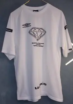 Umbro ホワイト ダイヤモンドロゴシャツ XO