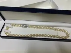 ハンドメイド コットンパールとスワロフスキーを贅沢に使用した