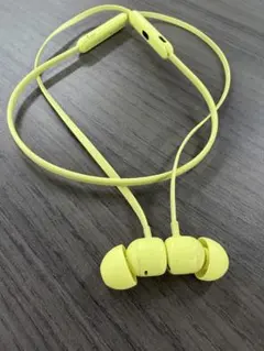 と*ね様 Beats Flex ワイヤレスイヤホン