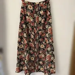 ＩNＧＥＢＯRＧ　薔薇柄ロングスカートのサムネイル