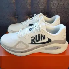 【新品未使用】Nike ストラクチャー26