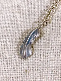 BIGHAND ネックレス　フェザー ボンバーモラージュ菖蒲店です✨ BIG HANDのネックレスをパワー