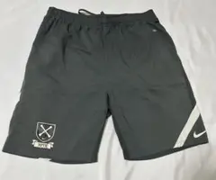 Nike ドライフィット ブラックハーフパンツ