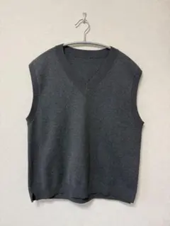 無印良品　洗えるニットＶネックベスト